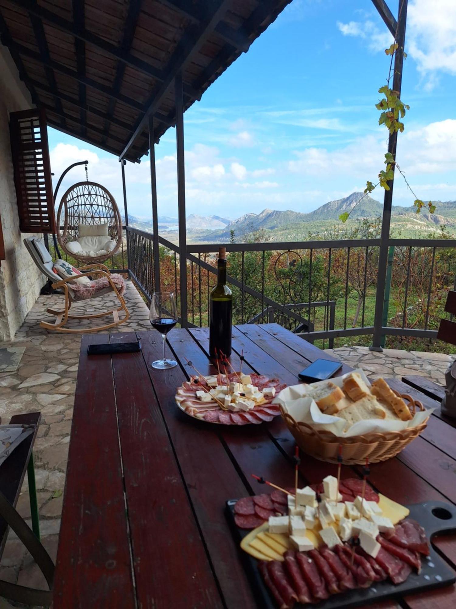 Banjo Rustic House Lake View Virpazar Exteriér fotografie